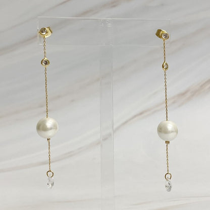 Dainty Jewel Bold Pearl Drop Earrings